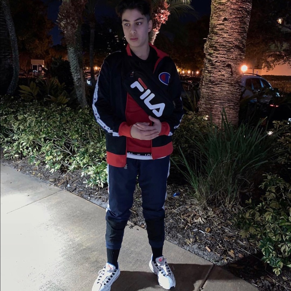 Meet your Posher, Aidan